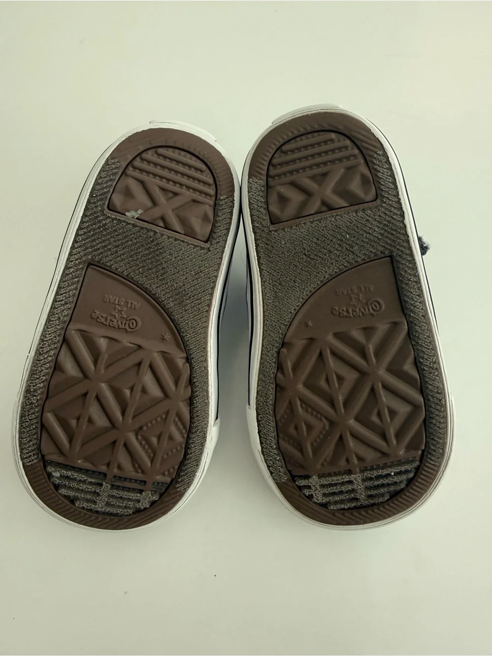 Converse Kids Black and White Hook-and-Loop Low Top Sneakers